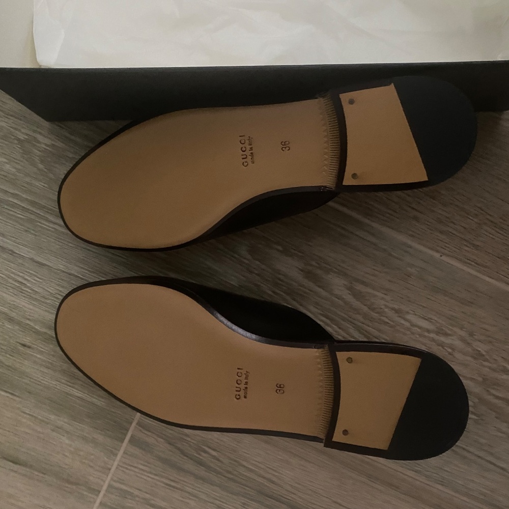 BNWT Gucci Loafers (Black, Size 6) - Picture 2 of 6